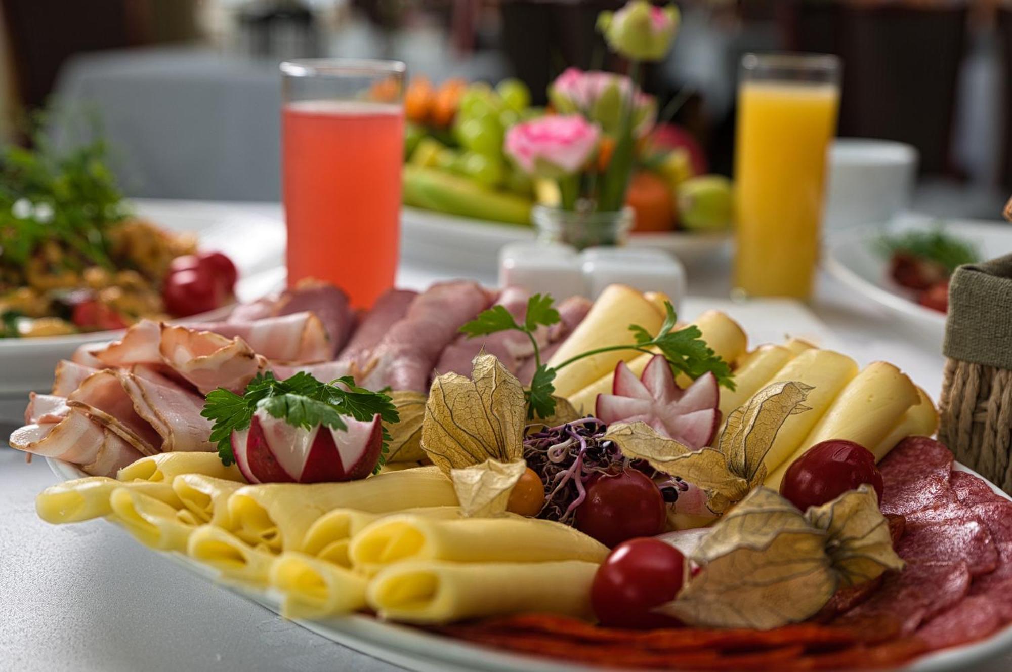 Hotel Bellevue Ostrzyhom Zewnętrze zdjęcie