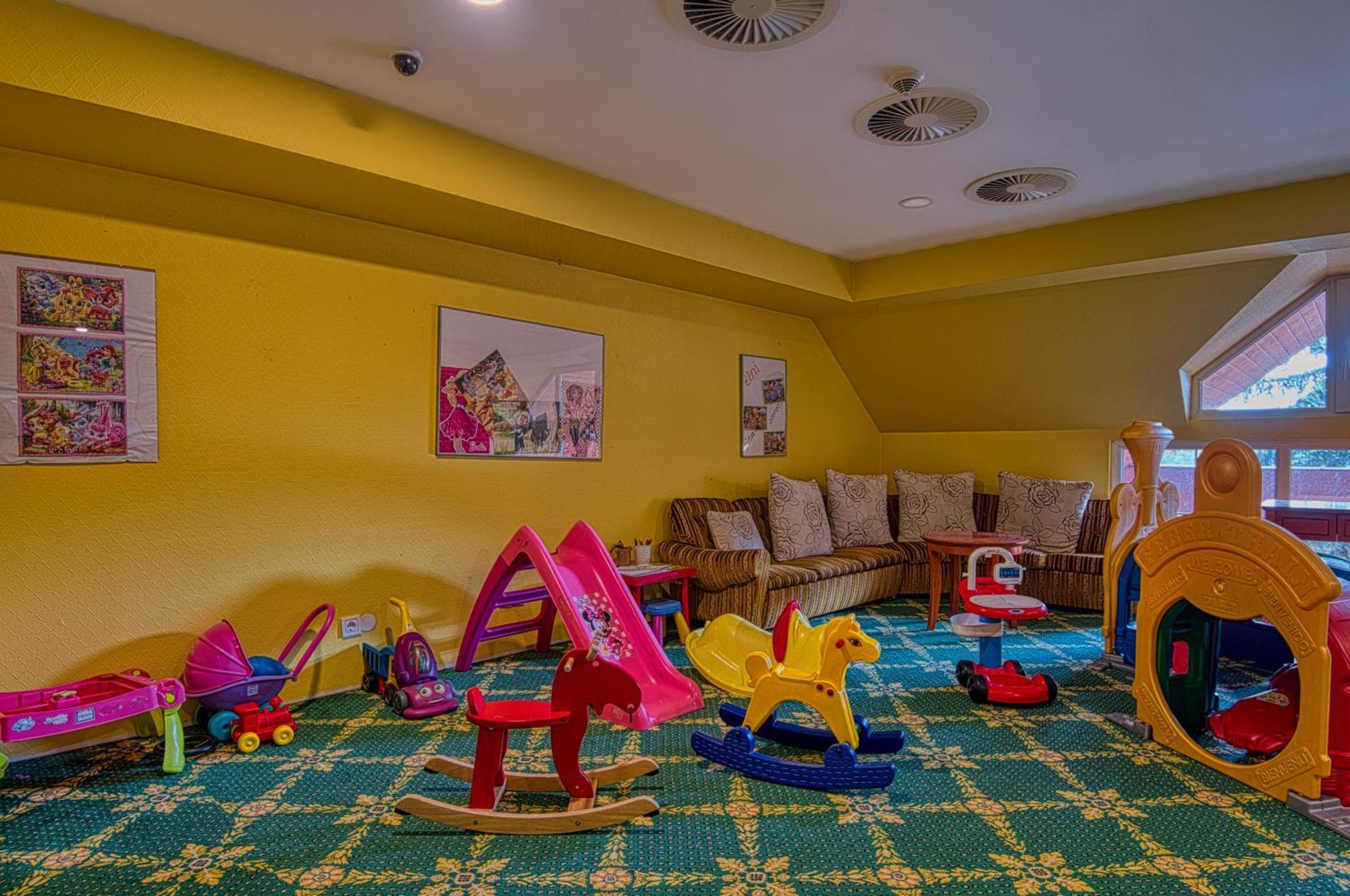 Hotel Bellevue Ostrzyhom Zewnętrze zdjęcie
