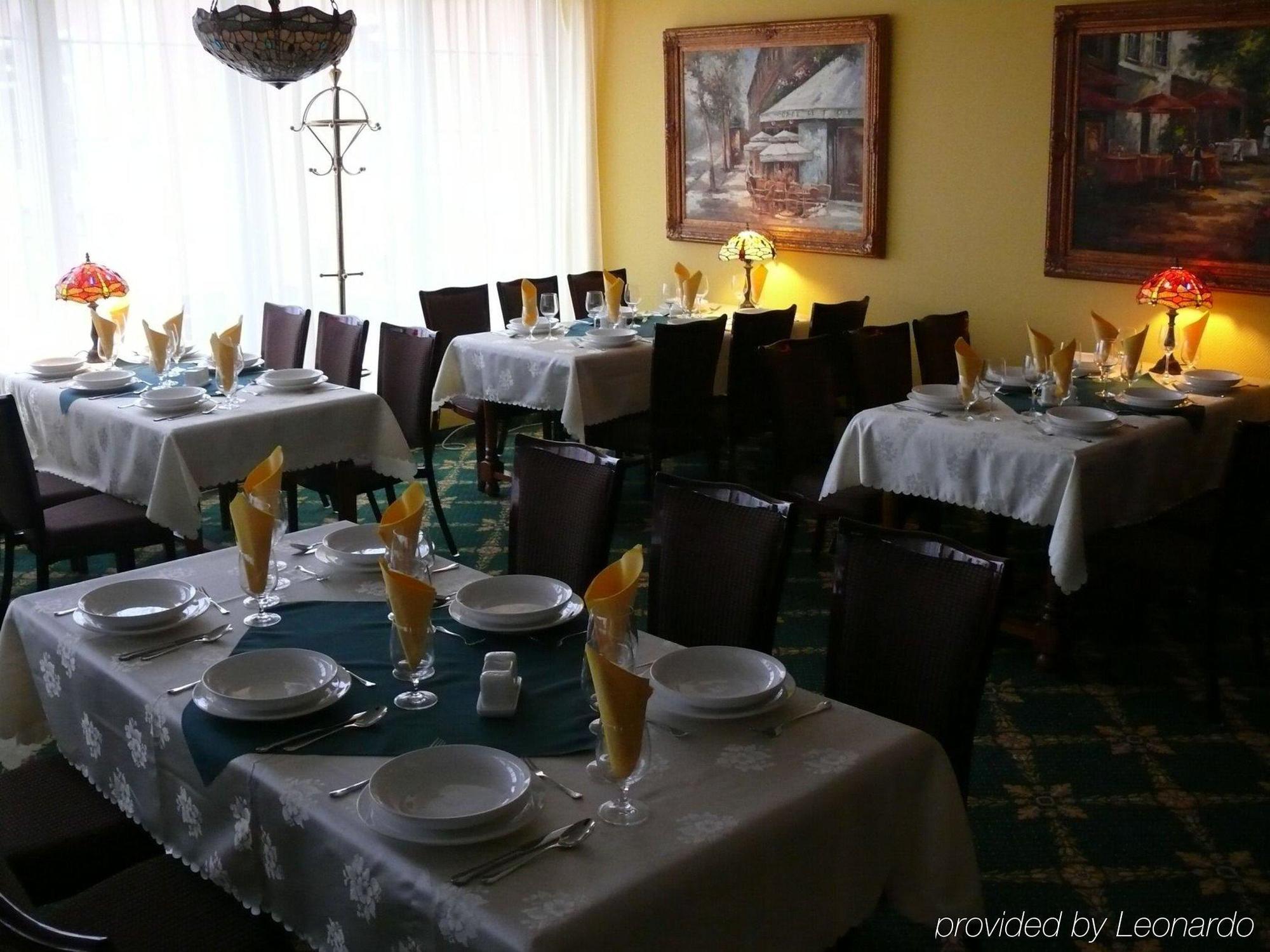 Hotel Bellevue Ostrzyhom Restauracja zdjęcie