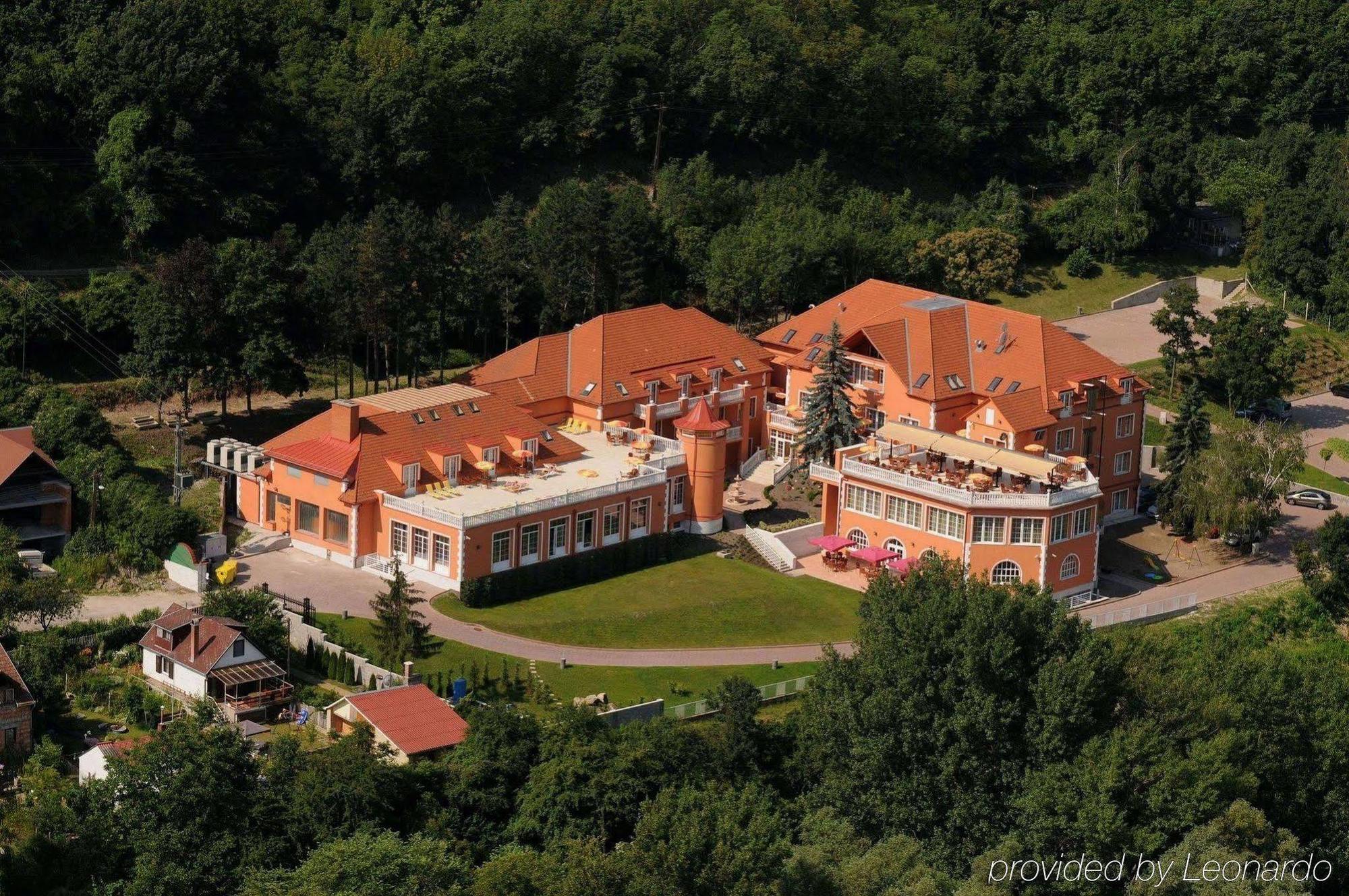 Hotel Bellevue Ostrzyhom Zewnętrze zdjęcie