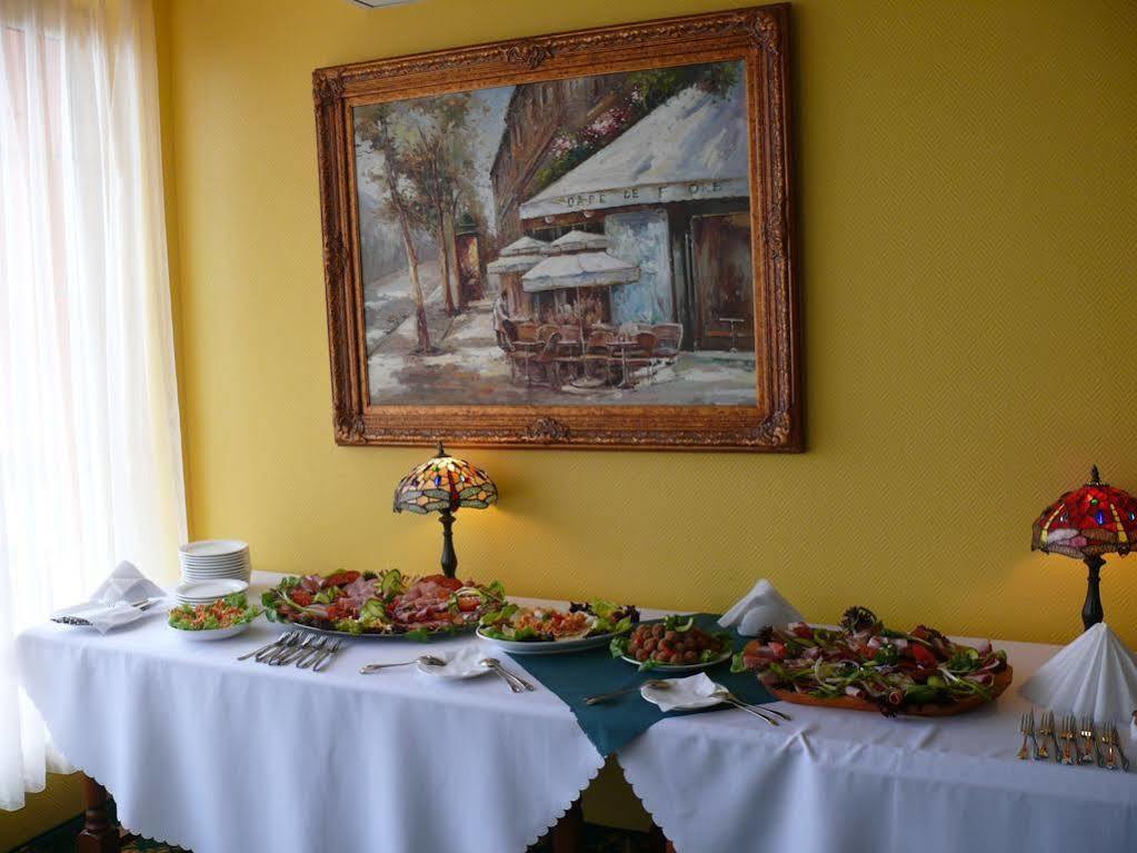 Hotel Bellevue Ostrzyhom Zewnętrze zdjęcie